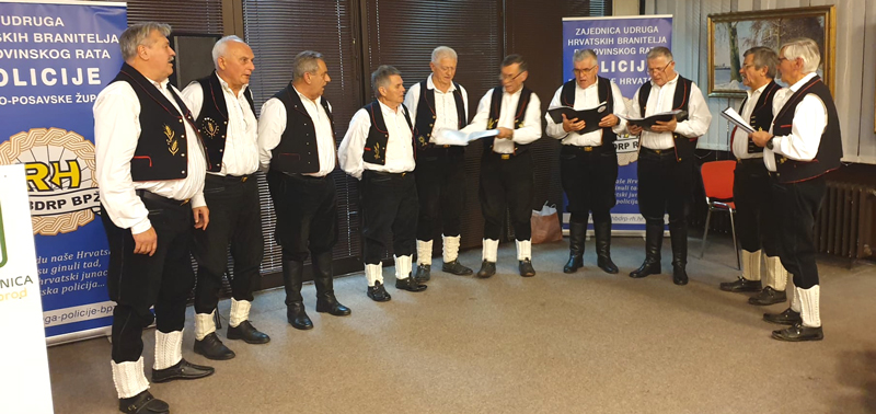 Likovno literarna 2024 08