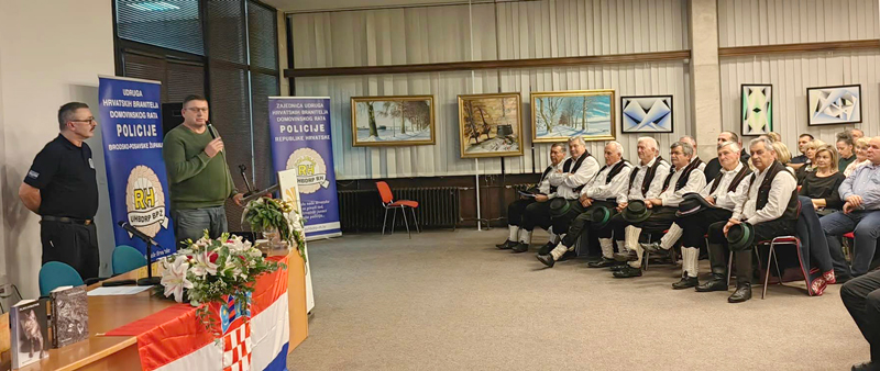 Likovno literarna 2024 36