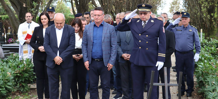 Svi sveti 2023 04
