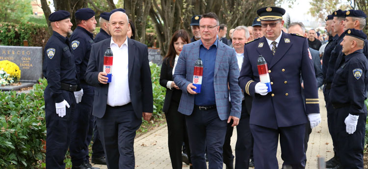 Svi sveti 2023 07