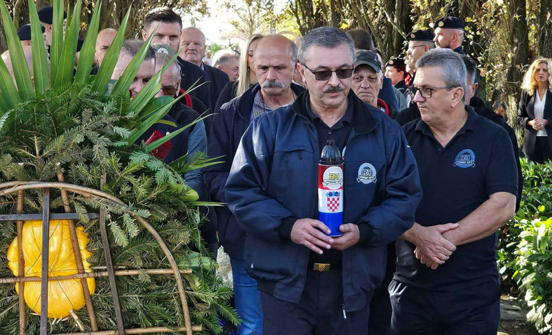 Svi sveti 2025 04